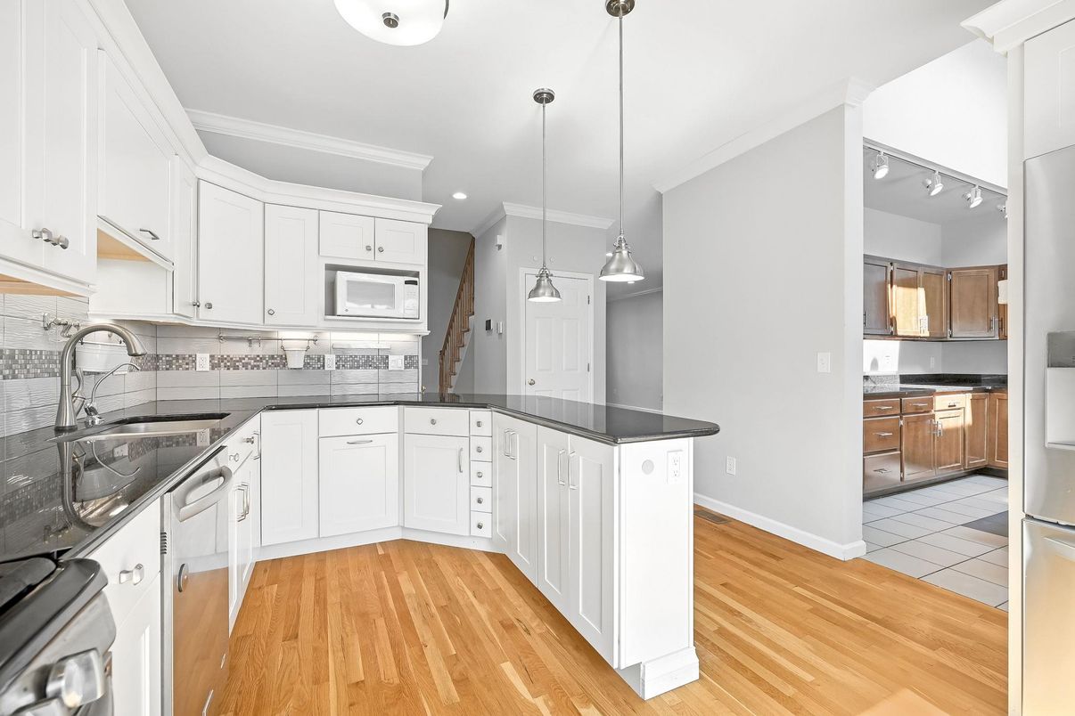 Interior, Kitchen, Pendant Lights, Recessed Lighting, Wood Texture Flooring
