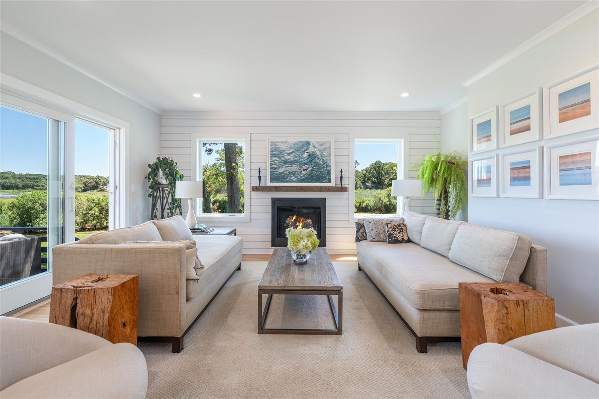 Fireplace, Interior, Living room, Recessed Lighting