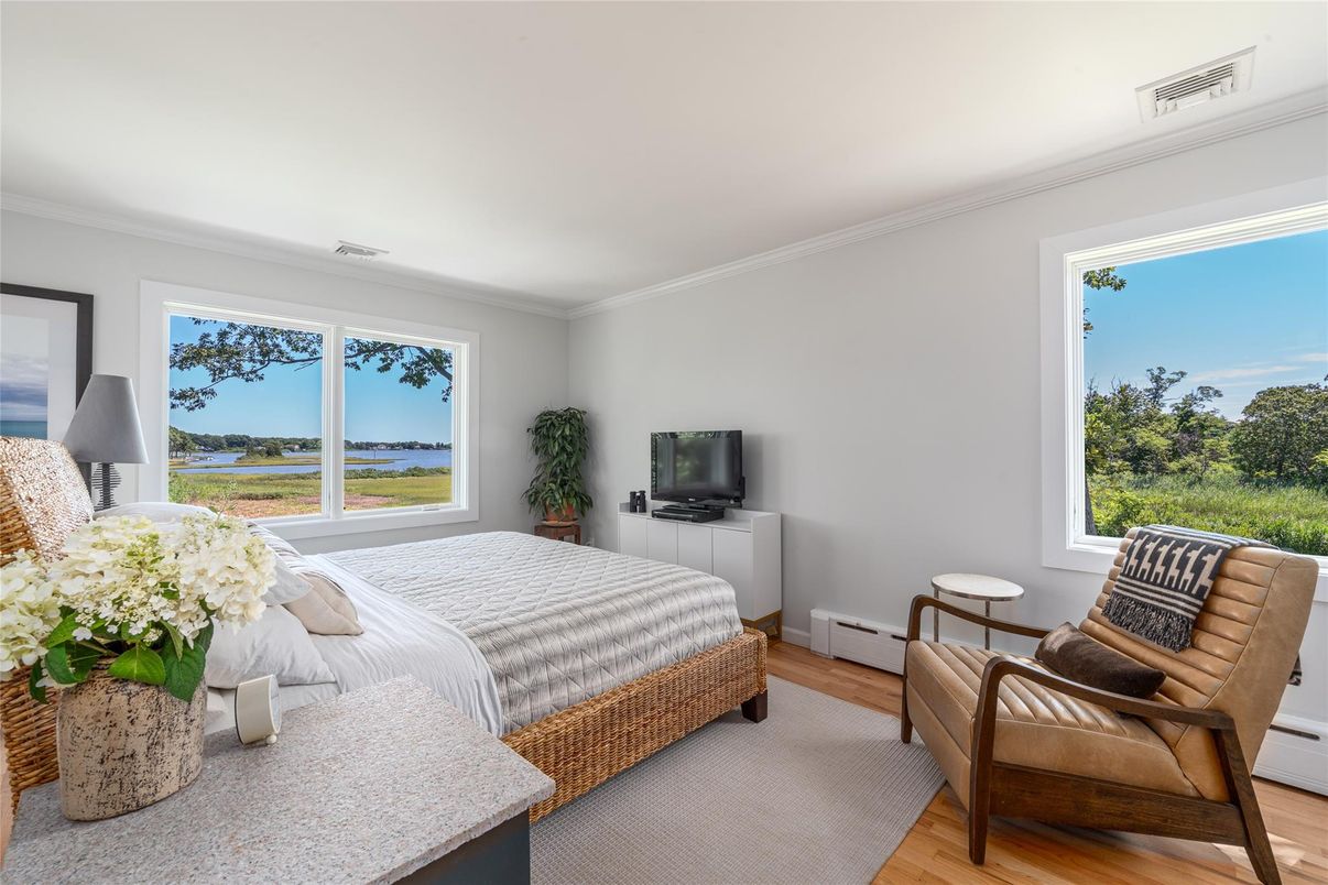 Bedroom, Interior, Water, Wood Texture Flooring