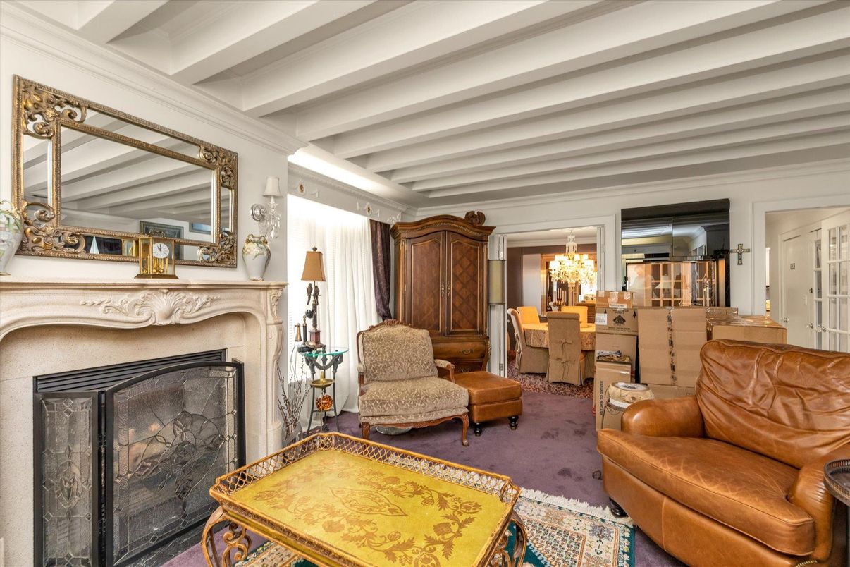 Chandelier, Dining room, Fireplace, Interior