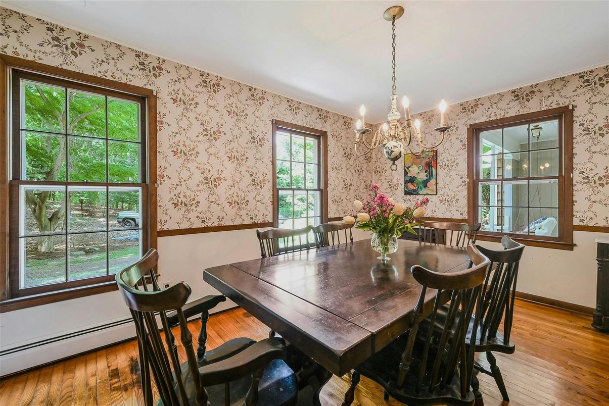 Chandelier, Dining room, Interior, Wood Texture Flooring