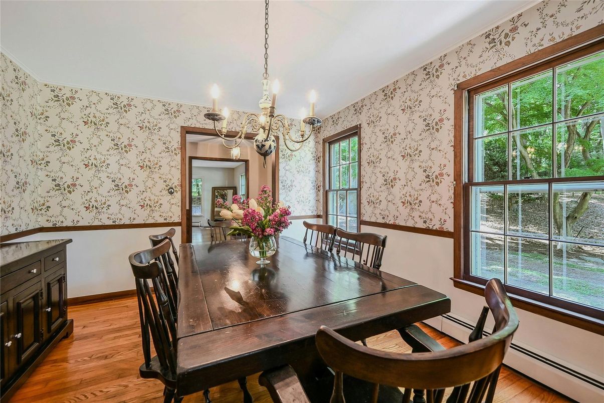 Chandelier, Dining room, Interior, Wood Texture Flooring