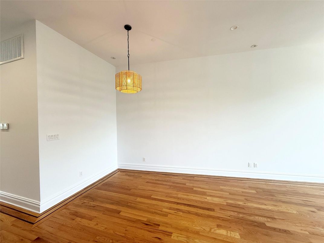 Empty room, Interior, Pendant Lights, Wood Texture Flooring