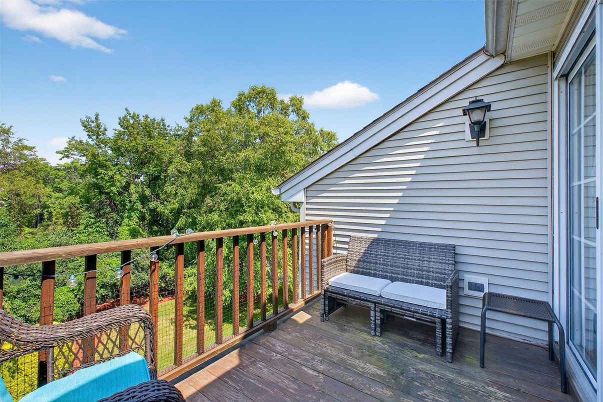 Exterior, Wood Texture Flooring