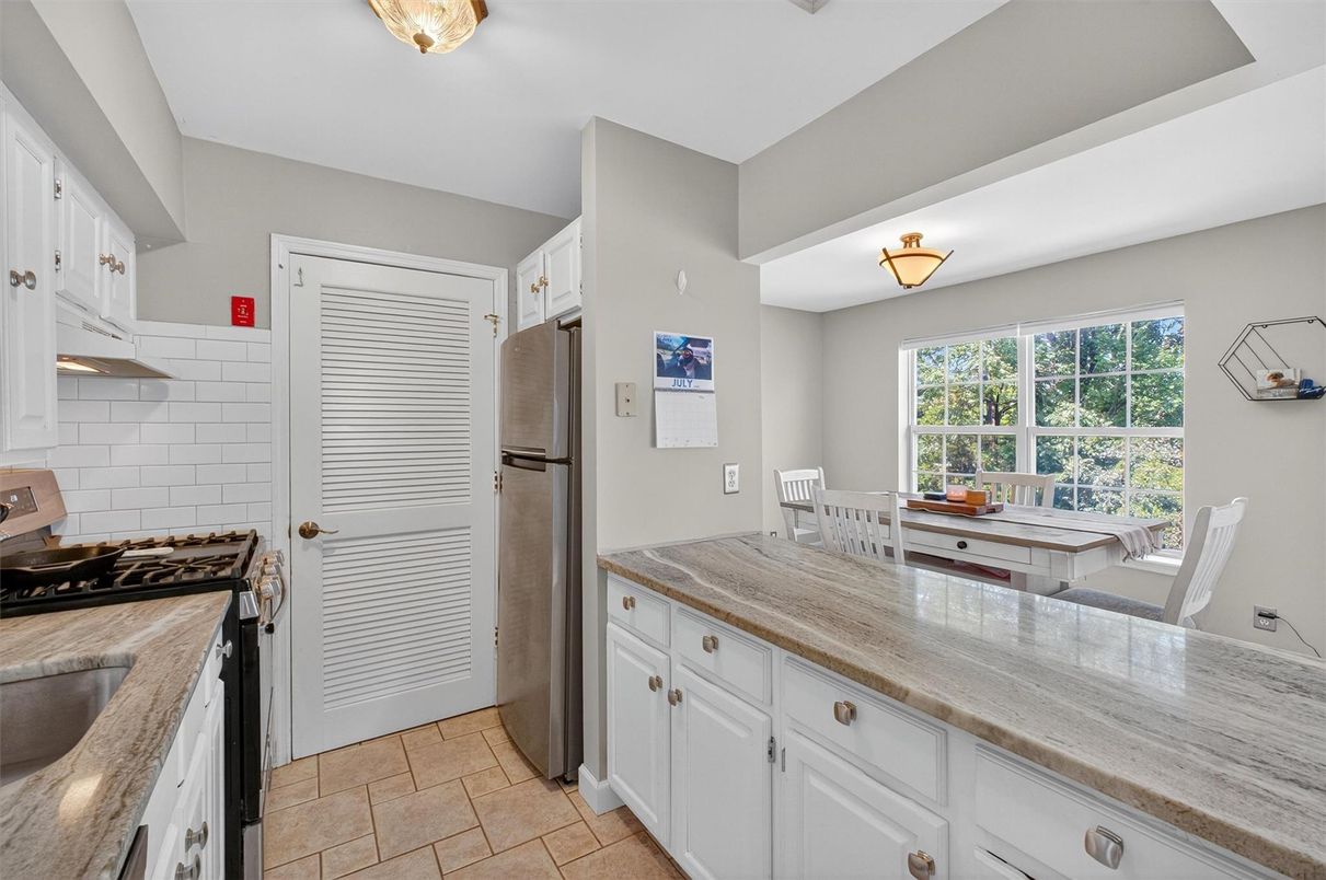 Dining room, Interior, Kitchen