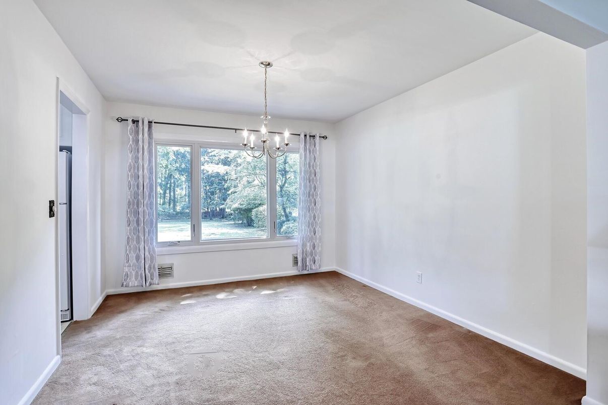 Chandelier, Empty room, Interior