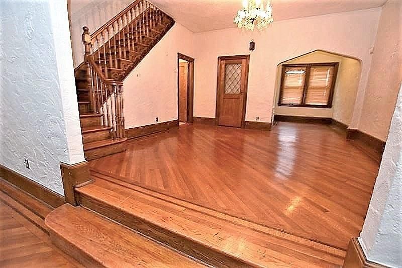 Chandelier, Interior, Wood Texture Flooring