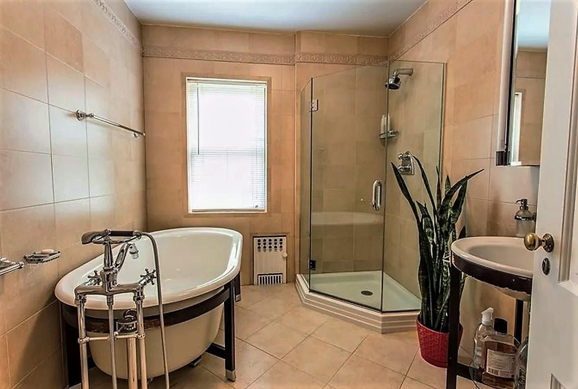 Bathroom, Free Standing Baths, Glass Shower, Interior