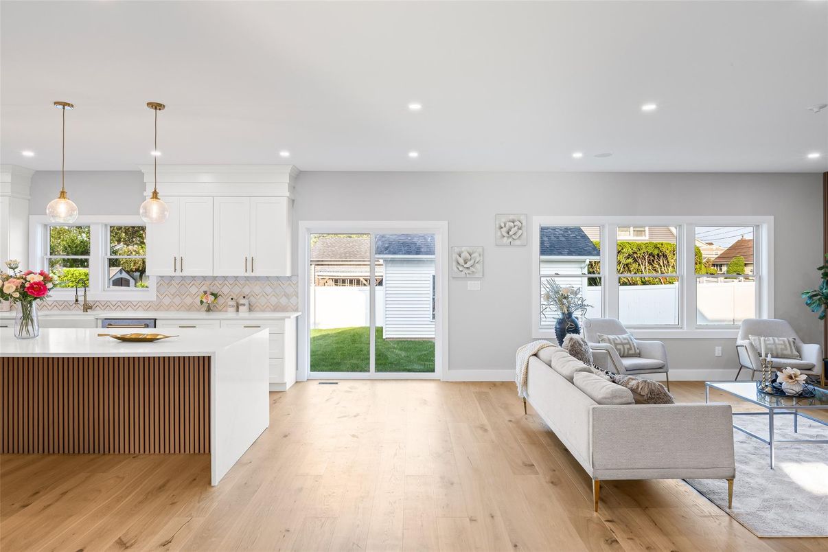 Interior, Kitchen, Living room, Pendant Lights, Recessed Lighting, Wood Texture Flooring