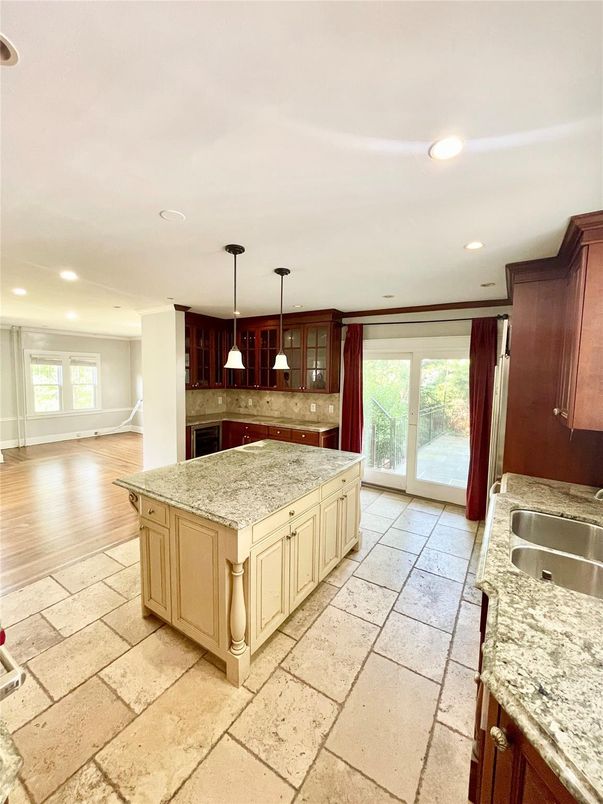 Interior, Kitchen, Pendant Lights, Recessed Lighting, Wood Texture Flooring