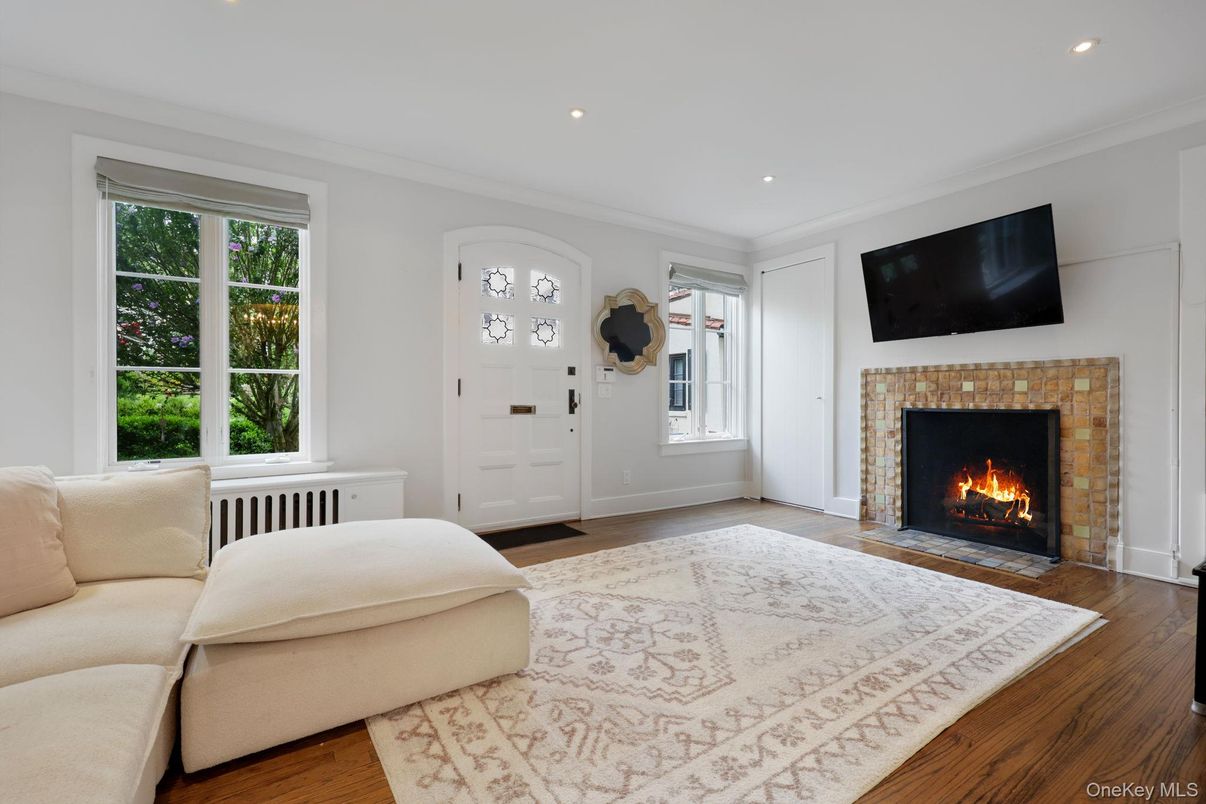 Fireplace, Interior, Recessed Lighting, Wood Texture Flooring