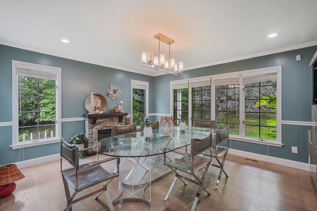 Dining room, Fireplace, Interior, Pendant Lights, Recessed Lighting, Wood Texture Flooring
