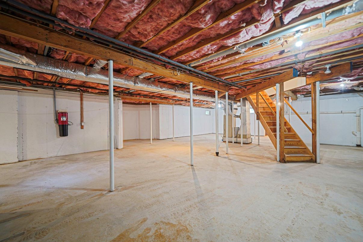 Interior, Wooden Beams