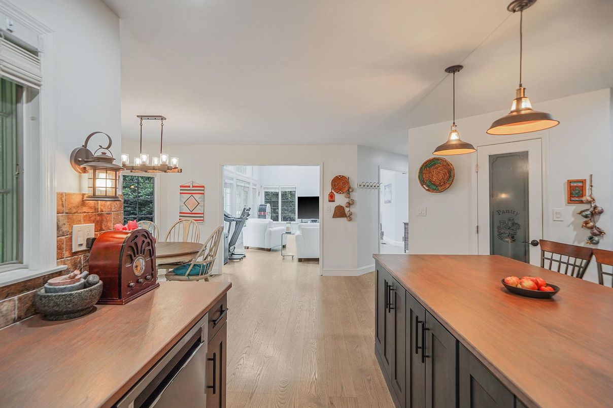 Dining room, Interior, Kitchen, Pendant Lights, Wood Texture Flooring
