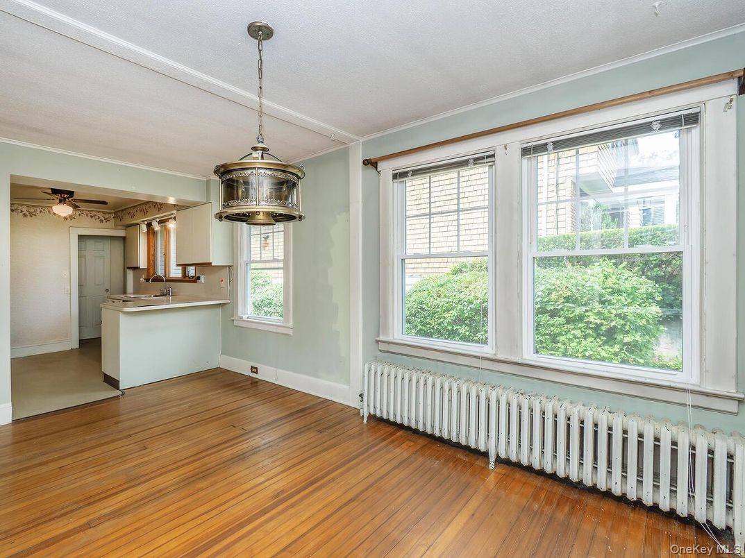 Empty room, Interior, Kitchen, Pendant Lights, Wood Texture Flooring