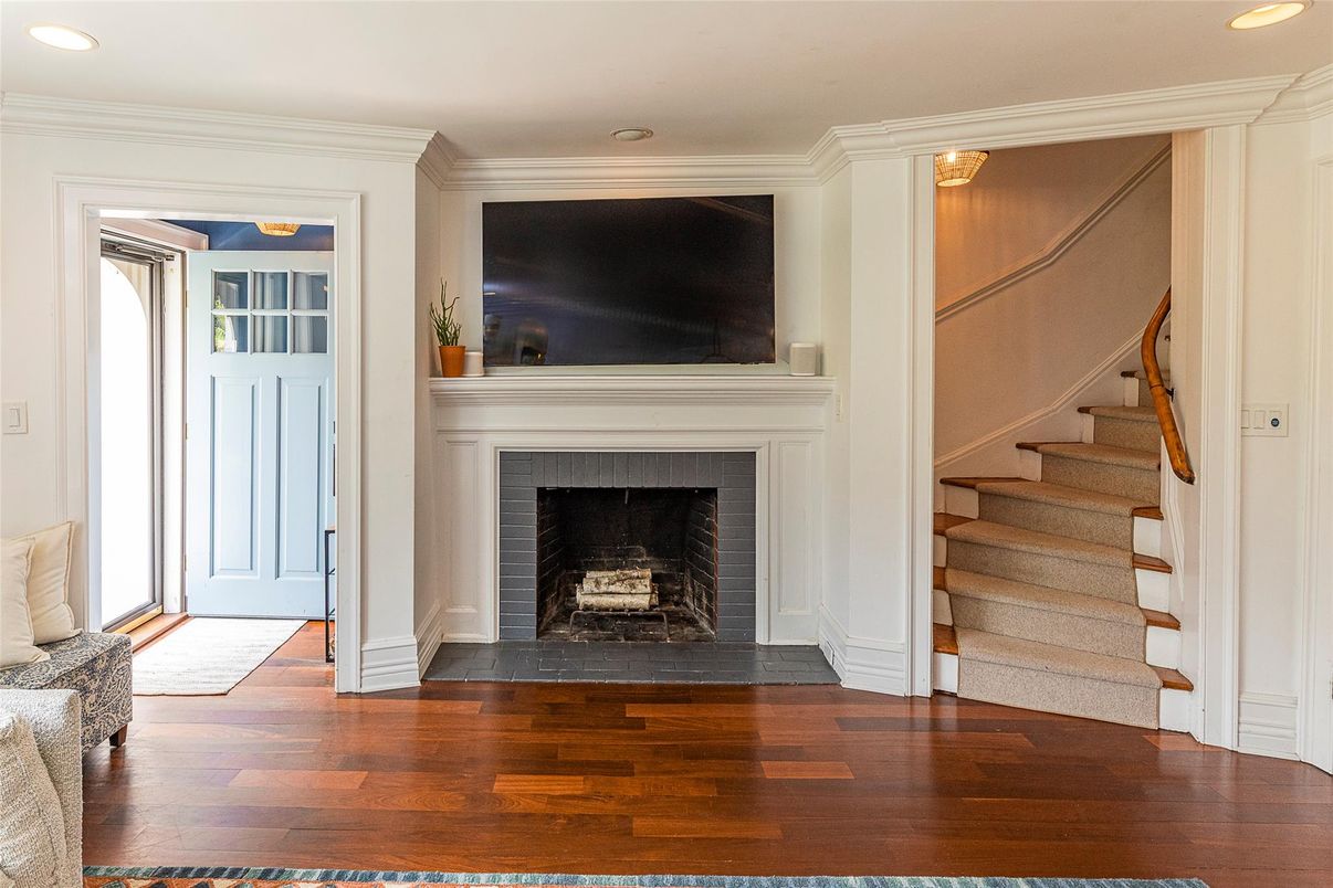 Fireplace, Interior, Recessed Lighting, Wood Texture Flooring