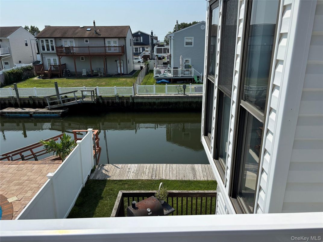Exterior, Water