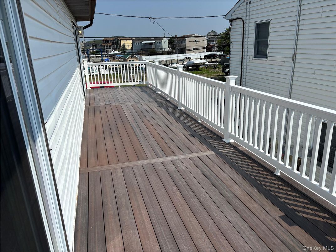 Exterior, Wood Texture Flooring