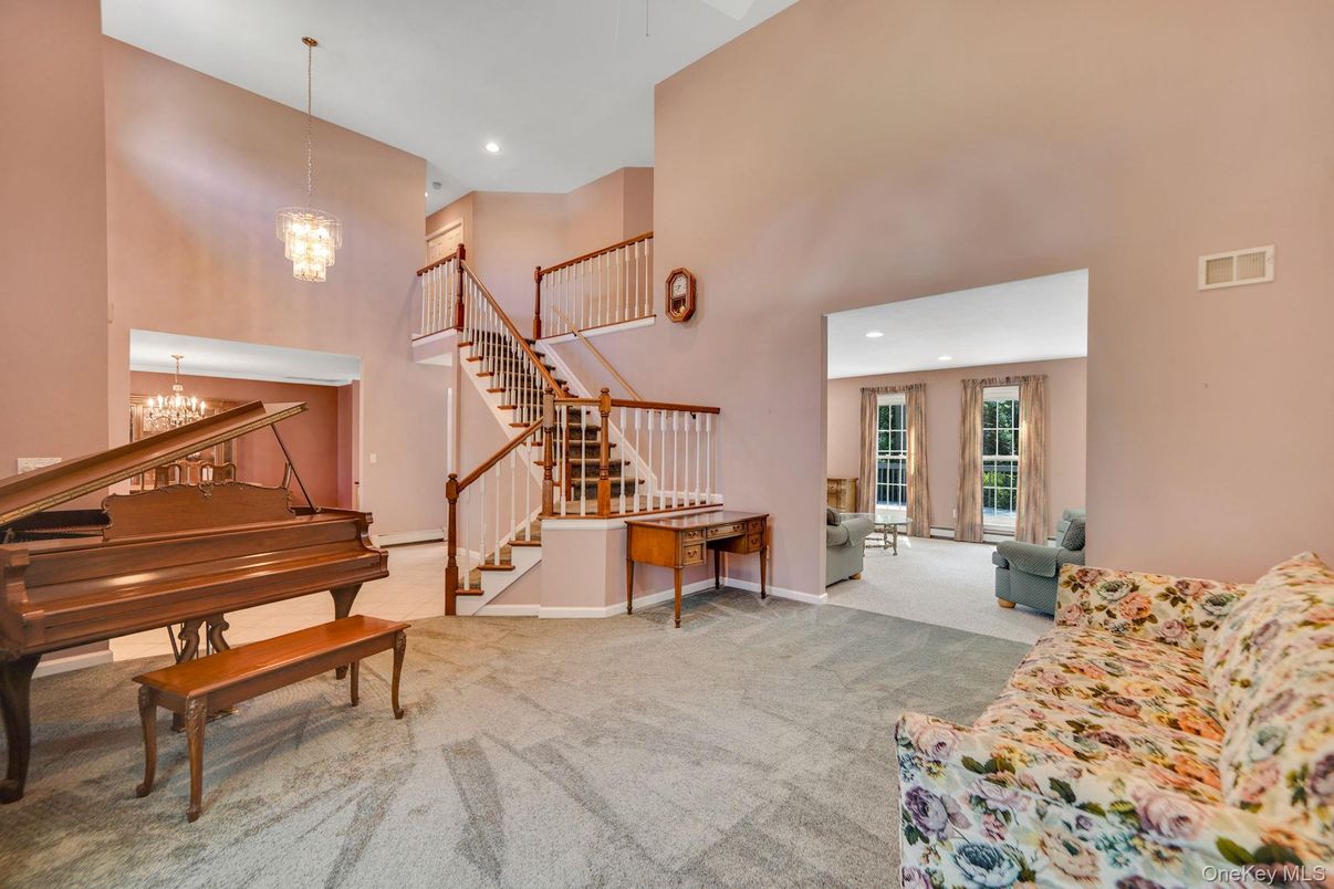 Chandelier, Interior, Pendant Lights, Piano, Recessed Lighting