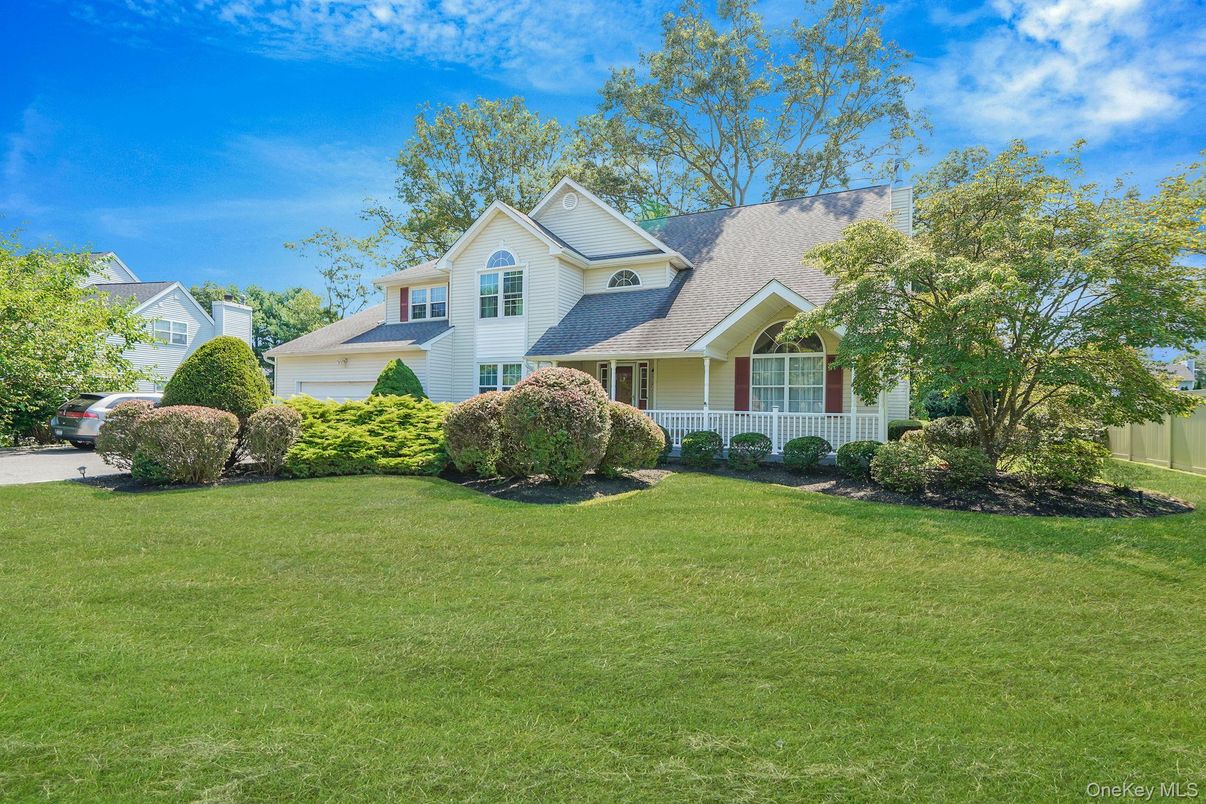 Attached, Backyard, Exterior, Facade, Farmhouse