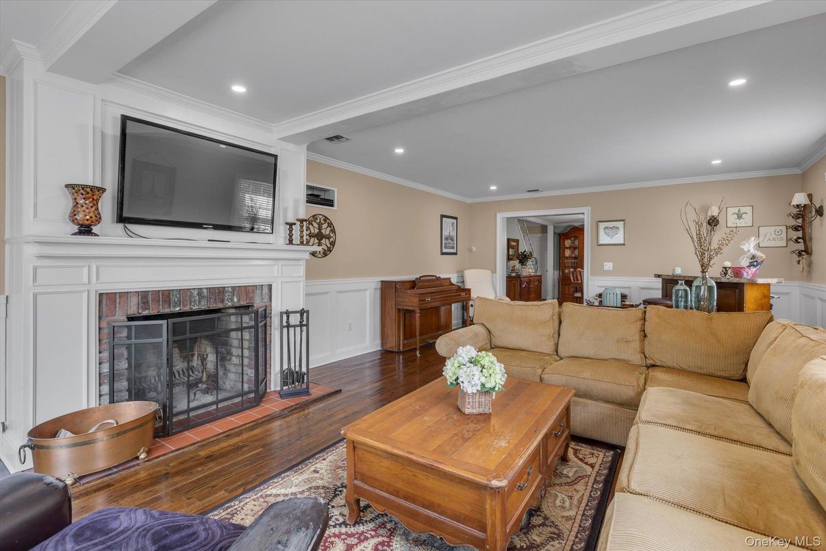 Fireplace, Interior, Living room, Recessed Lighting, Wood Texture Flooring