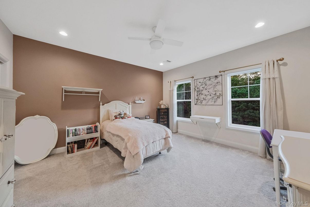 Bedroom, Interior, Recessed Lighting