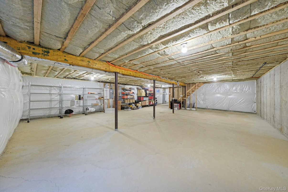 Garage, Interior