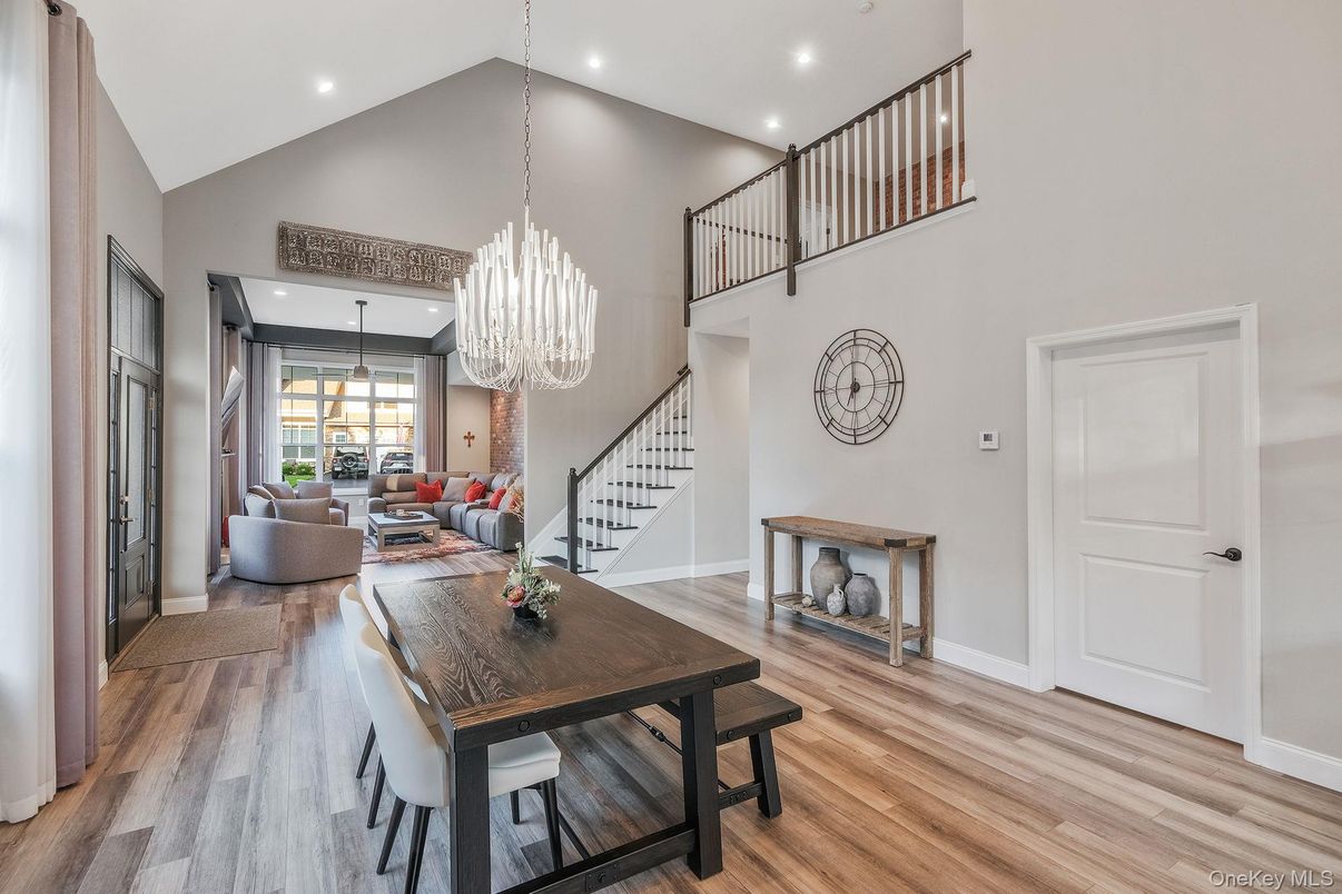 Chandelier, Dining room, Interior, Living room, Recessed Lighting, Wood Texture Flooring