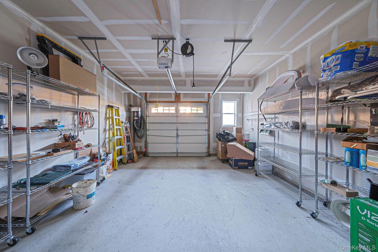 Garage, Interior