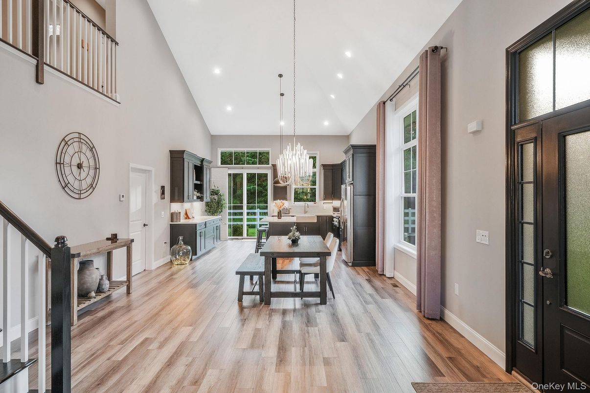Chandelier, Dining room, Interior, Pendant Lights, Recessed Lighting, Wood Texture Flooring