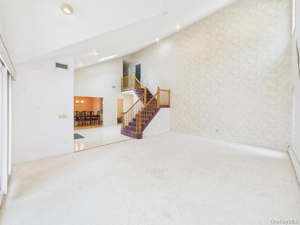 Dining room, Empty room, Interior, Recessed Lighting