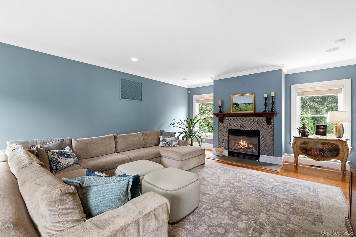 Fireplace, Interior, Living room, Recessed Lighting, Wood Texture Flooring