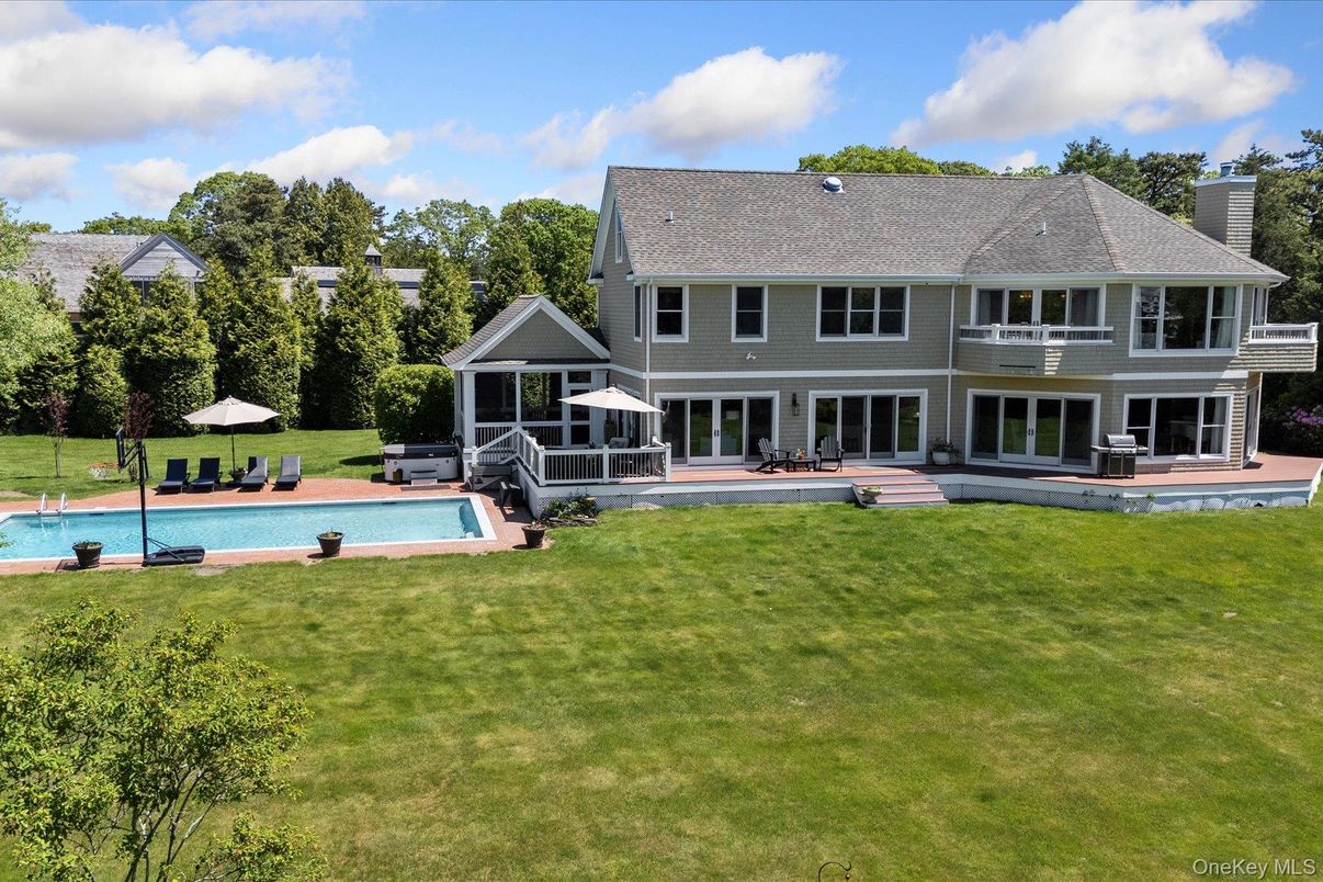 Backyard, Exterior, Pool