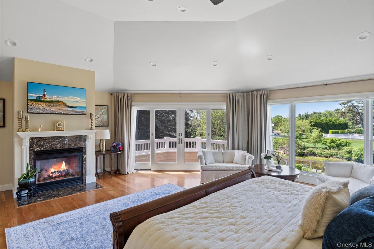 Bedroom, Fireplace, Interior, Recessed Lighting, Wood Texture Flooring