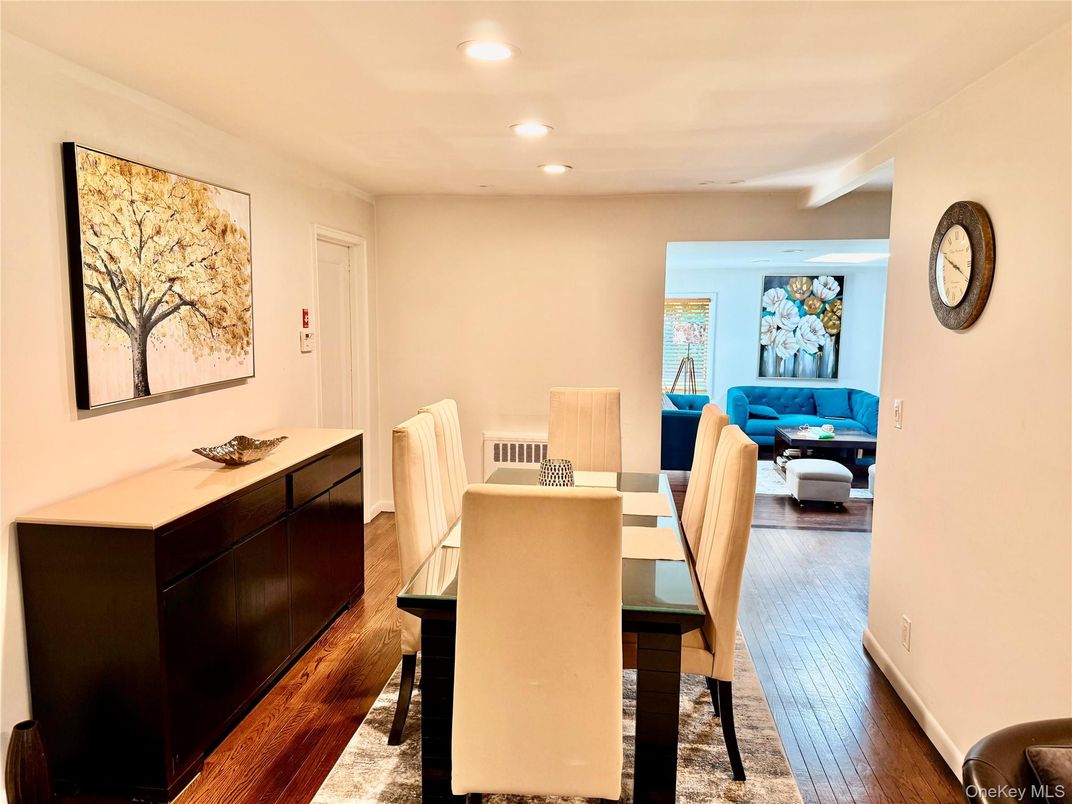 Dining room, Interior, Living room, Recessed Lighting, Wood Texture Flooring