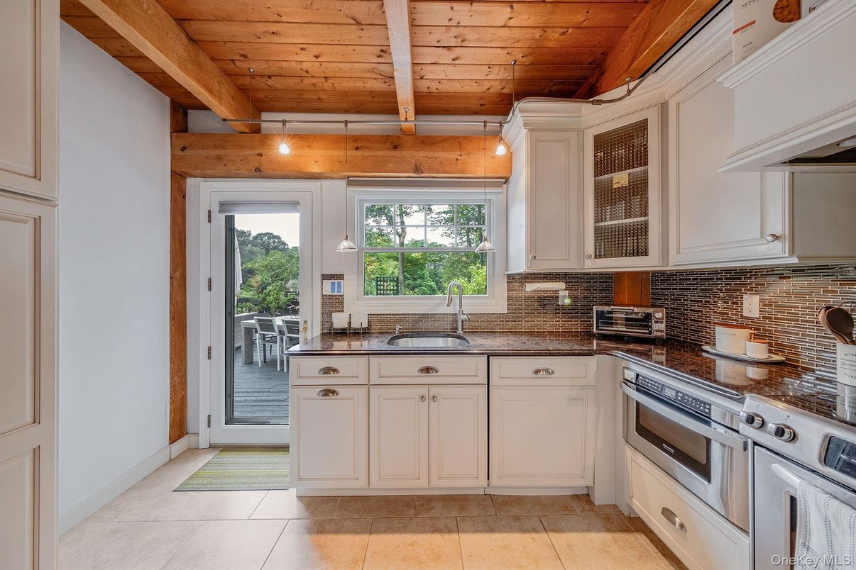 Interior, Kitchen, Stainless Steel Appliances, Wooden Beams, Wooden Ceilings