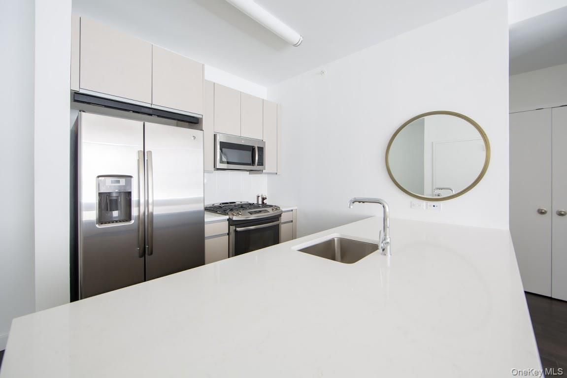 Interior, Kitchen, Stainless Steel Appliances