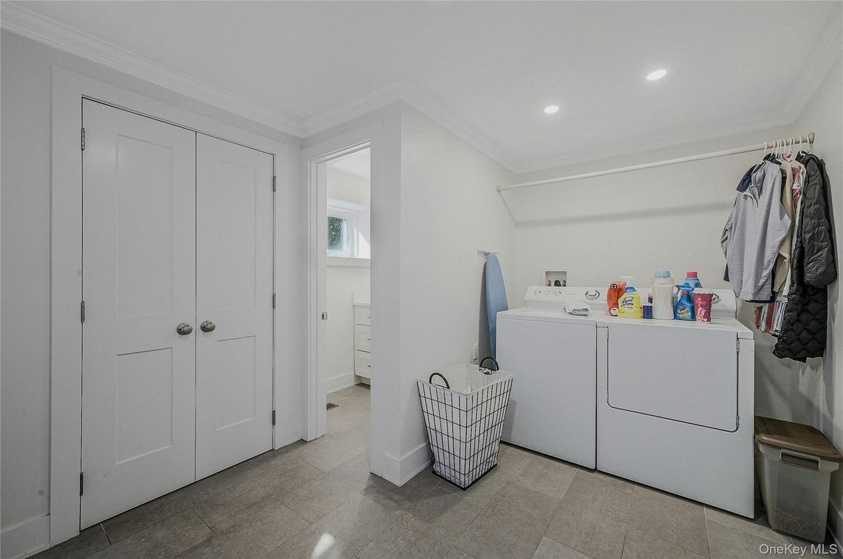 Interior, Recessed Lighting, Washer
