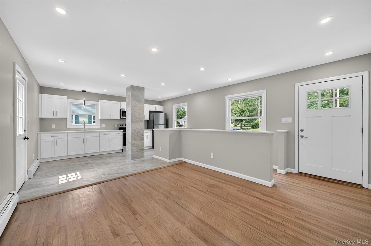 Empty room, Interior, Kitchen, Recessed Lighting, Wood Texture Flooring