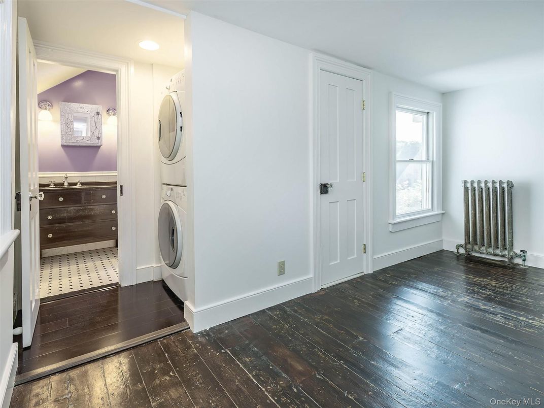 Interior, Recessed Lighting, Utility Closets, Washer, Wood Texture Flooring