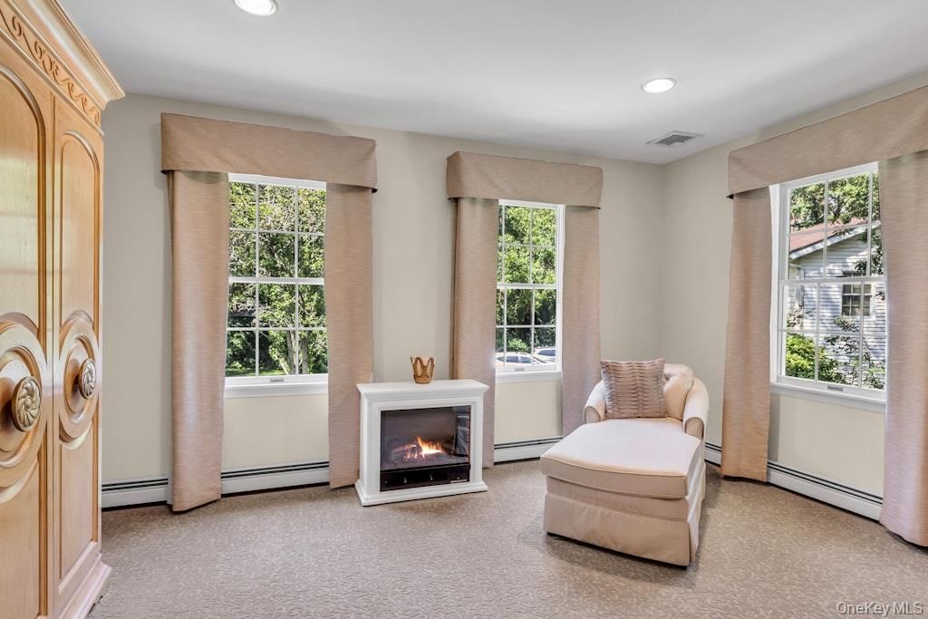 Fireplace, Interior, Recessed Lighting
