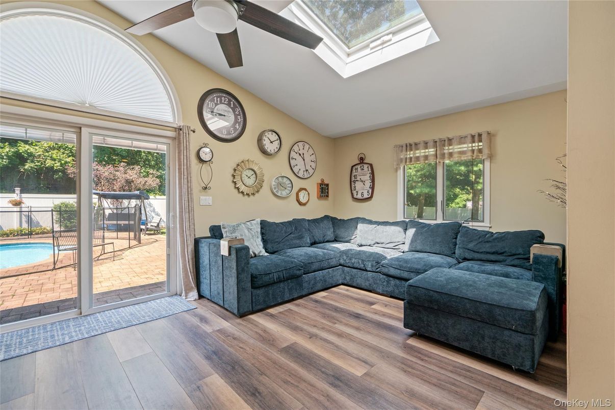 Interior, Living room, Sun Room, Wood Texture Flooring