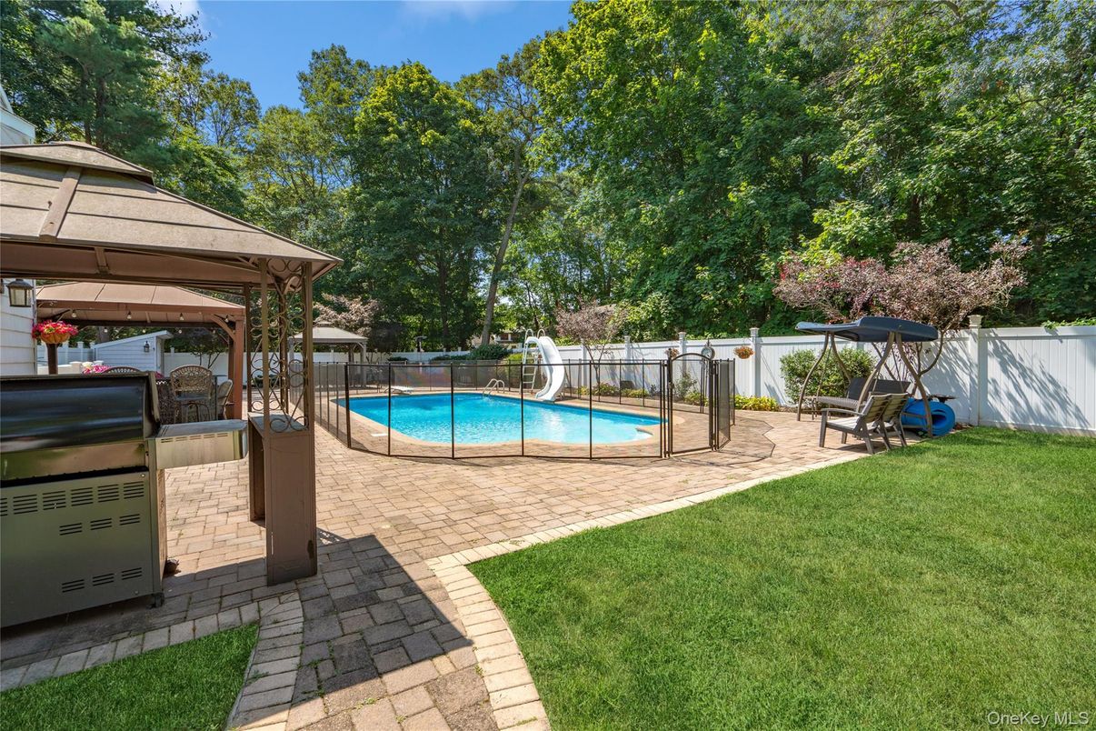 Backyard, Exterior, Pool