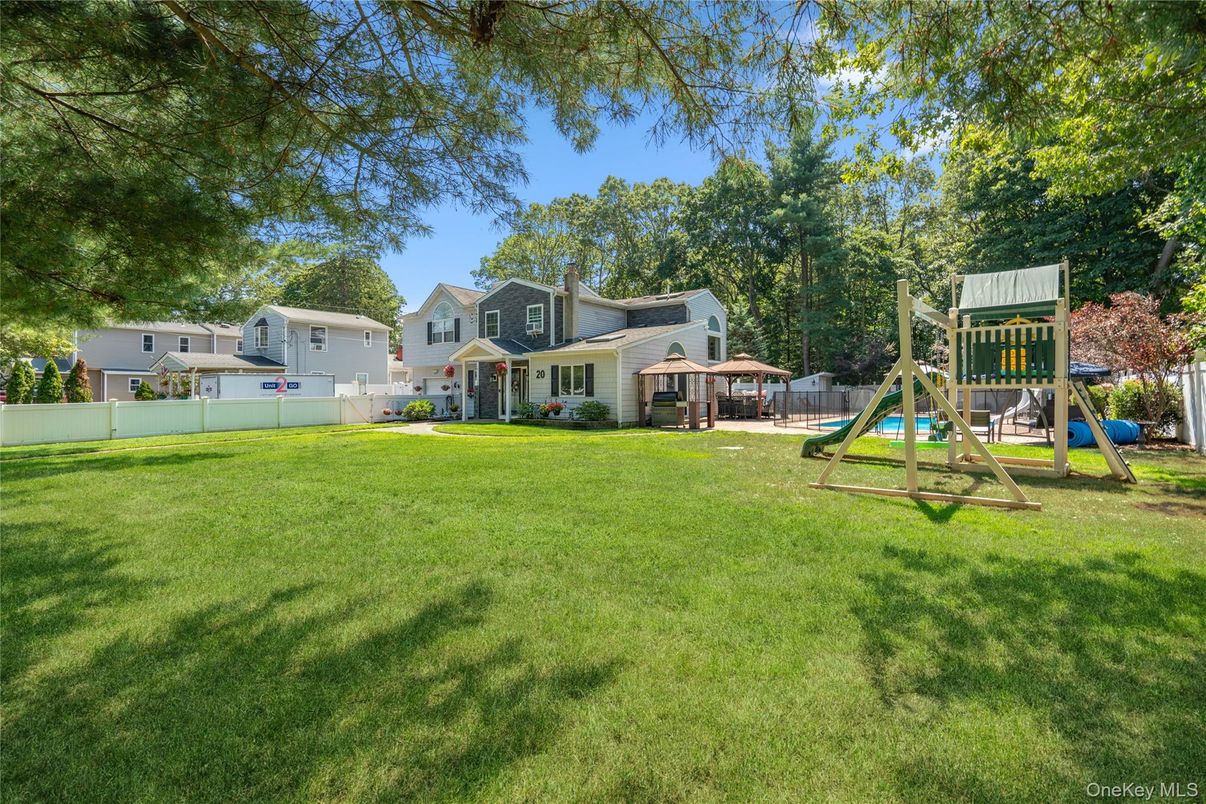 Backyard, Exterior, Playground