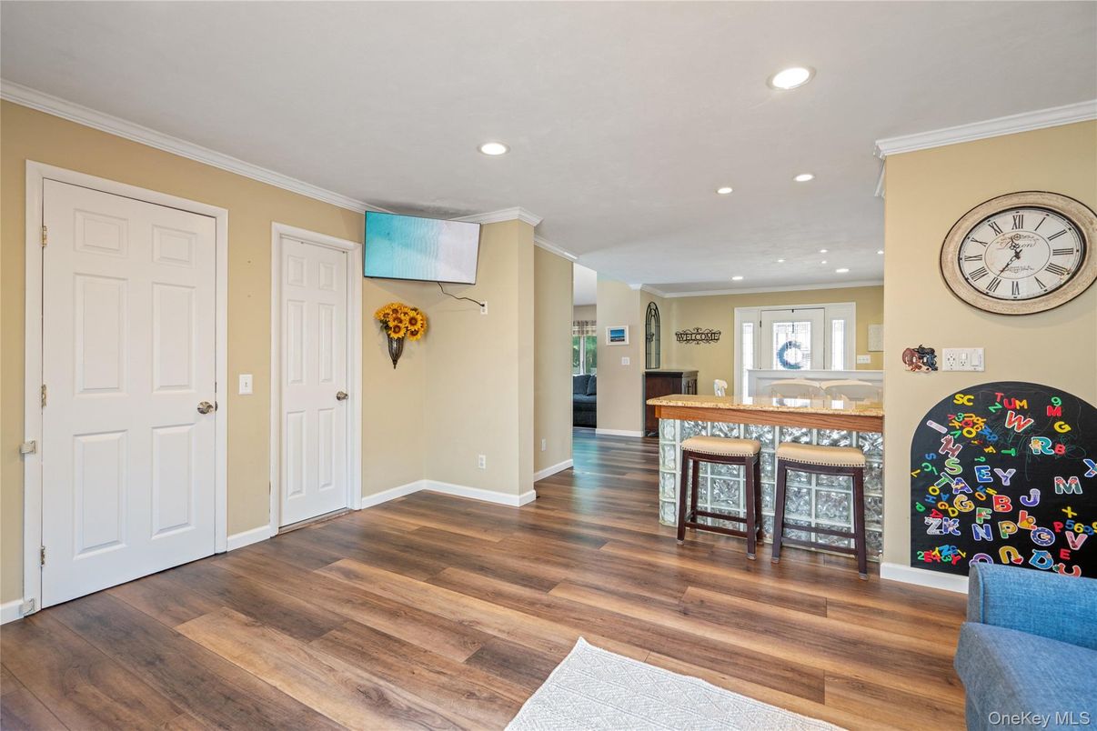 Interior, Kitchen, Recessed Lighting, Wood Texture Flooring