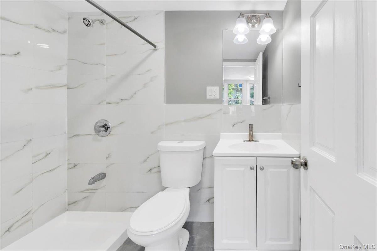 Bathroom, Interior, Marble Walls