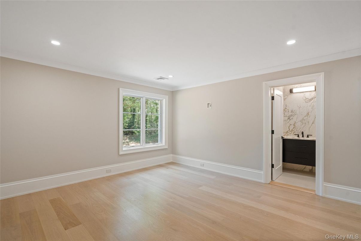 Bathroom, Empty room, Interior, Recessed Lighting, Wood Texture Flooring