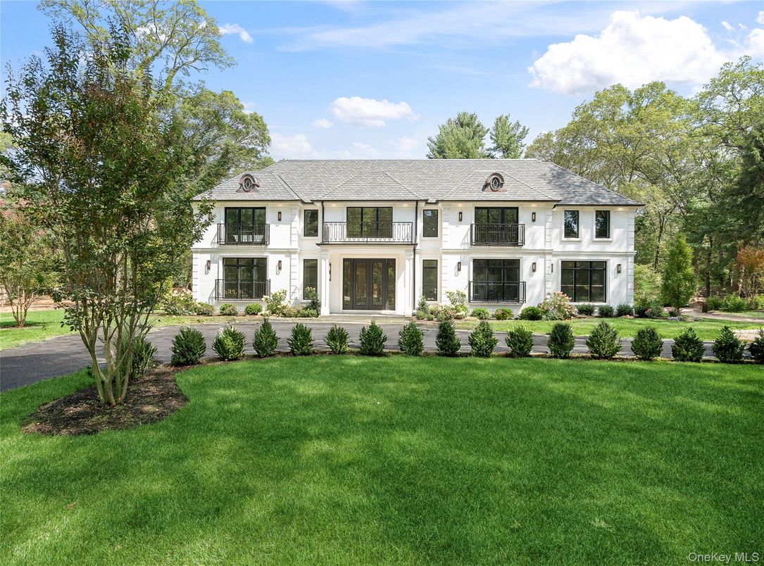 Backyard, Exterior, Facade, French Provincial