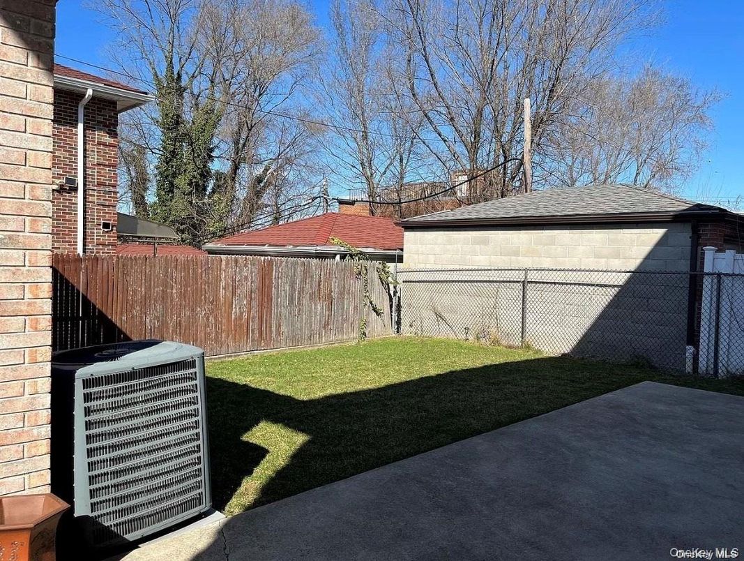 Backyard, Detached Garage, Exterior