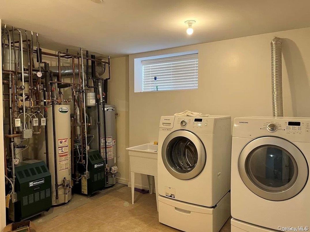 Interior, Utility Closets, Washer